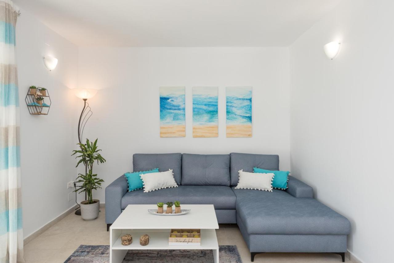 Waves Apartments Melody Glyfada Buitenkant foto